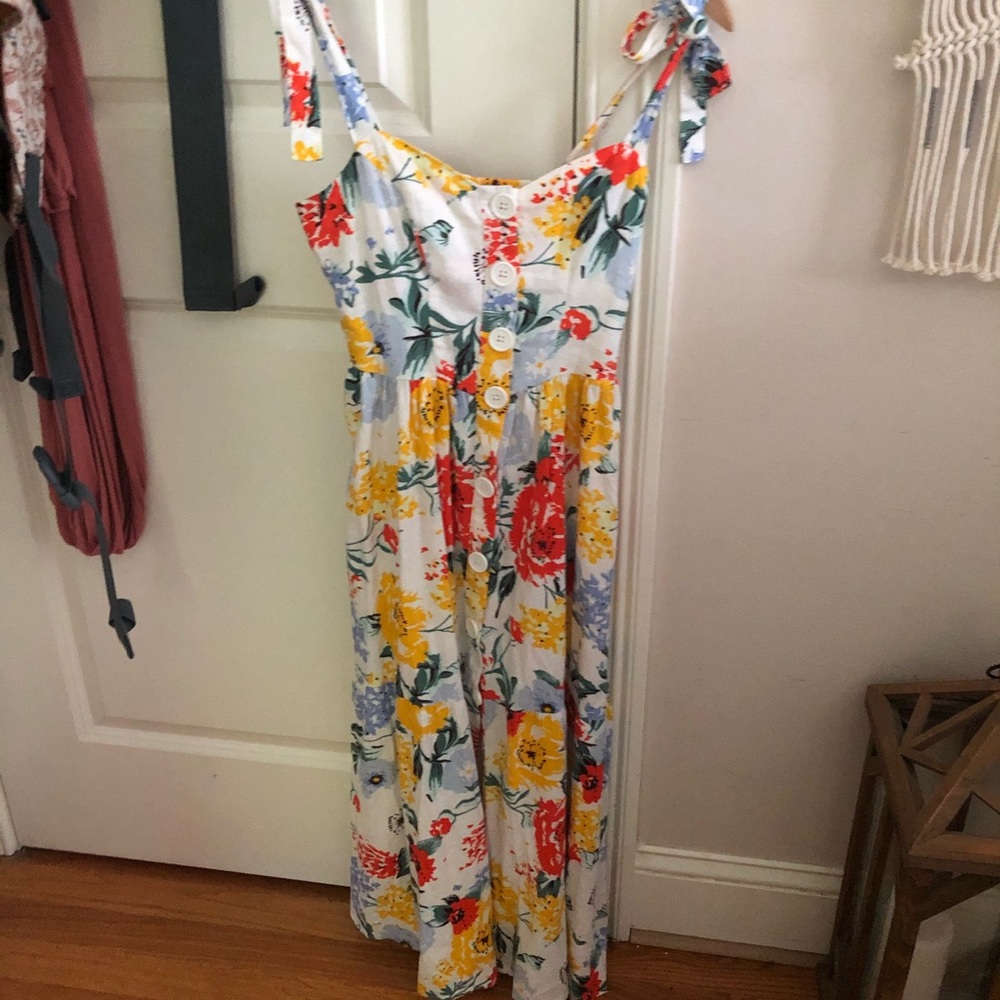 Urban Outfitters Floral Dress XS brand new - Picture 2 of 4